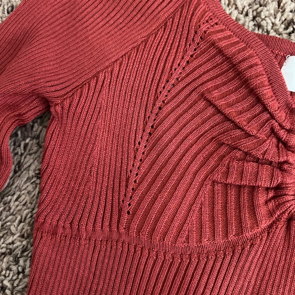 Gorgeous Ribbed Dress - Picture 3 of 4